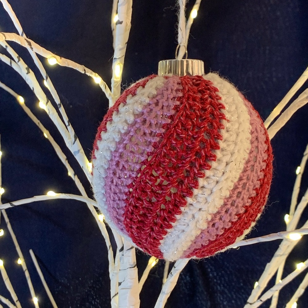 Crocheted Swirl Christmas Ornament - Picture 4 of 6